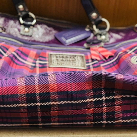 Coach Poppy Tartan Plaid Limited Edition Large Tote - Picture 3 of 4